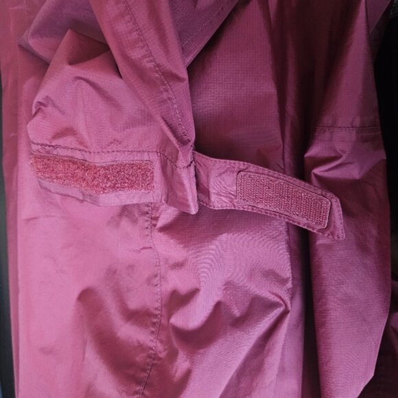L.L. Bean Burgundy Trail Model Rain Jacket Size XL - Picture 3 of 14